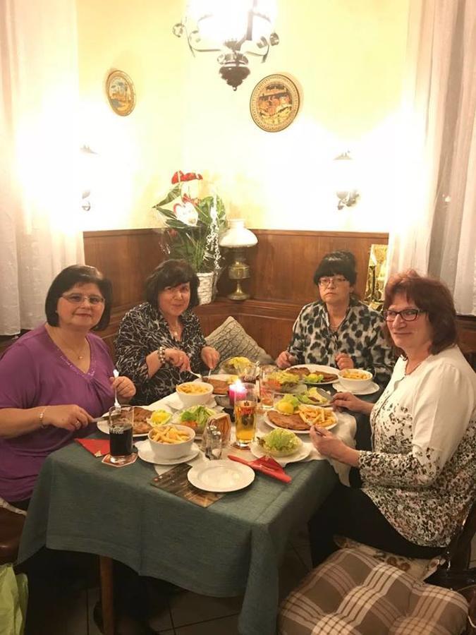 路德维希堡 Gasthaus Hirschberg酒店 外观 照片