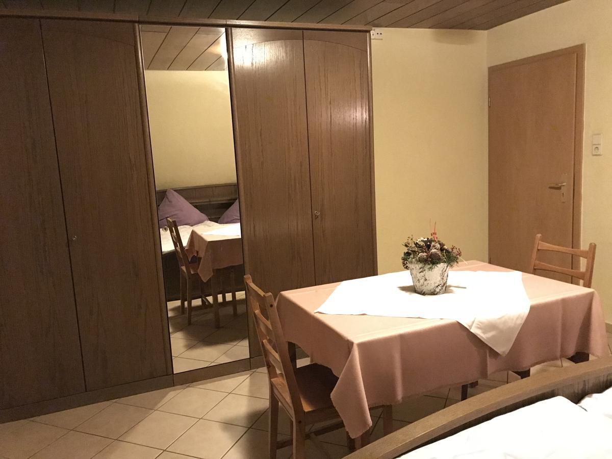 路德维希堡 Gasthaus Hirschberg酒店 外观 照片